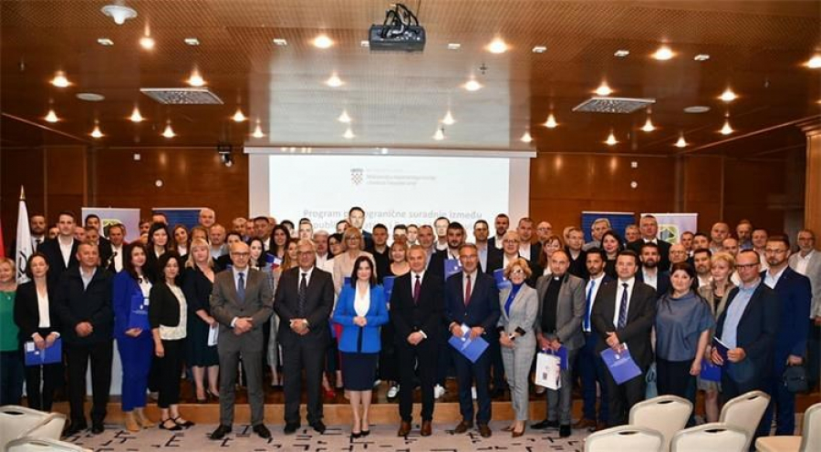 Županiji uručen ugovor o sufinanciranju projekta iz programa prekogranične suradnje Hrvatske i Bosne i Hercegovine