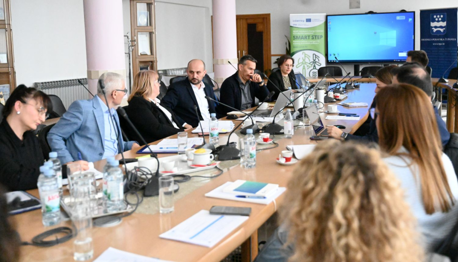 PROJEKTNI TIM O AKTIVNOSTIMA U PROJEKTU „SMART STEP“