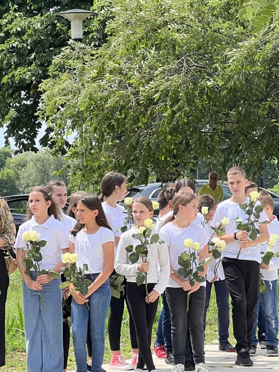 ODRŽAN 20. SUSRET SJEĆANJA NA POGINULU DJECU U DOMOVINSKOM RATU „MALI KRIŽ-VELIKA ŽRTVA“