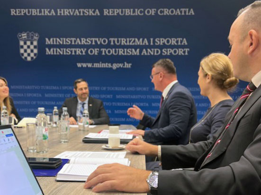 ŽUPAN MARUŠIĆ NA SASTANKU S MINISTROM TURIZMA TONČIJEM GLAVINOM