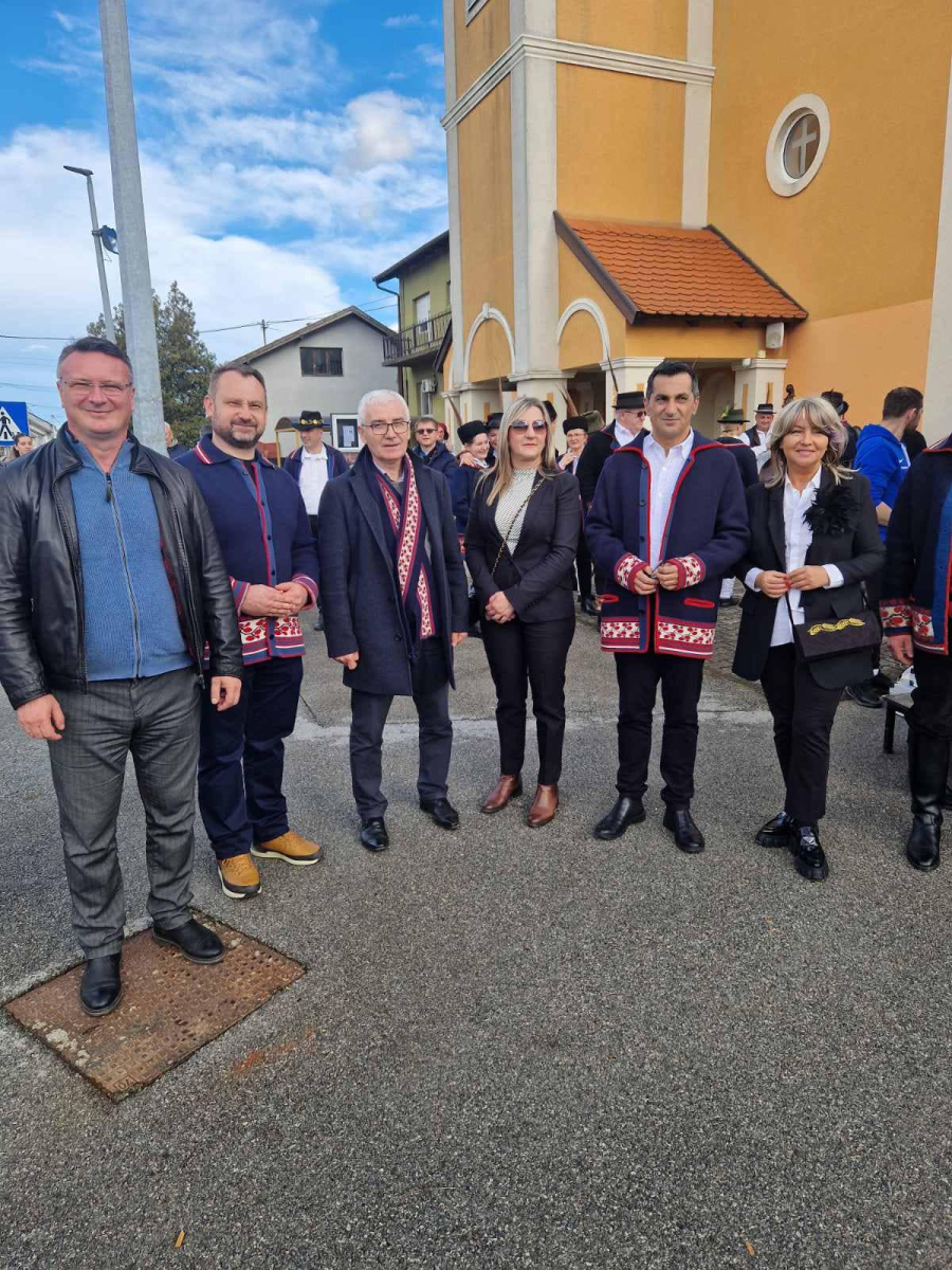 ODRŽANO 18. TRADICIONALNO POKLADNO JAHANJE U RUŠČICI