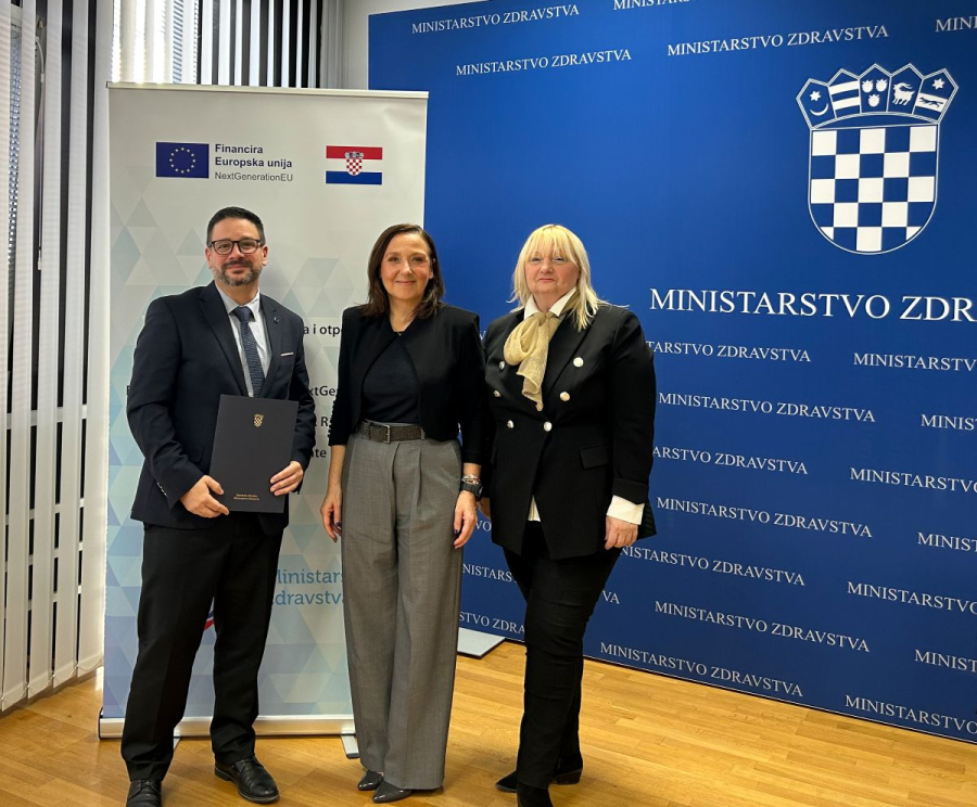 POTPISAN SPORAZUM U MINISTARSTVU ZDRAVSTVA: DVA VOZILA MOBILNE AMBULANTE STIŽU U BRODSKO-POSAVSKU ŽUPANIJU